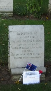 Australian flag and commemorative card on Bill Hitchen's grave 26/8/2016 (Photograph S. & H.  Thompson)